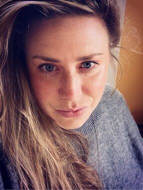 Meet your Posher, Caroline